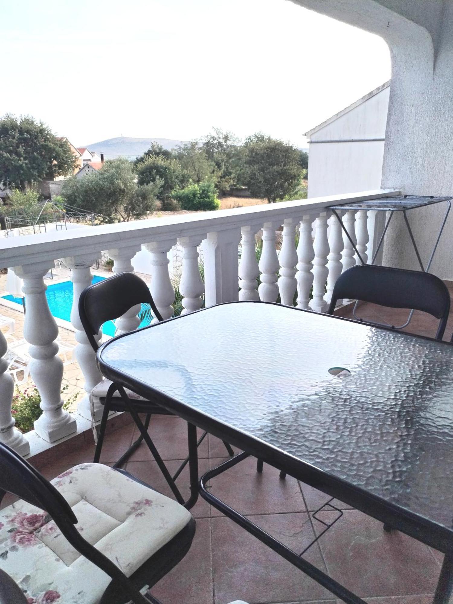 Apartments"Nika" With Private Pool Galovac  エクステリア 写真